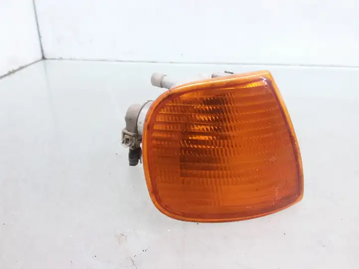 Volkswagen Caddy (1995 - 2004) 6K5953050B Указатель поворота передний — фото 1