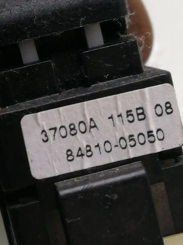 Toyota Avensis T250 (2006 - 2009) 8481005050 Блок кнопок стеклоподъемников — фото 4