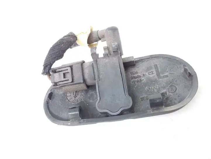 Audi A6 S6 C5 4B (2001 - 2004) 8E0955987A Форсунка омывателя лобового стекла — фото 2