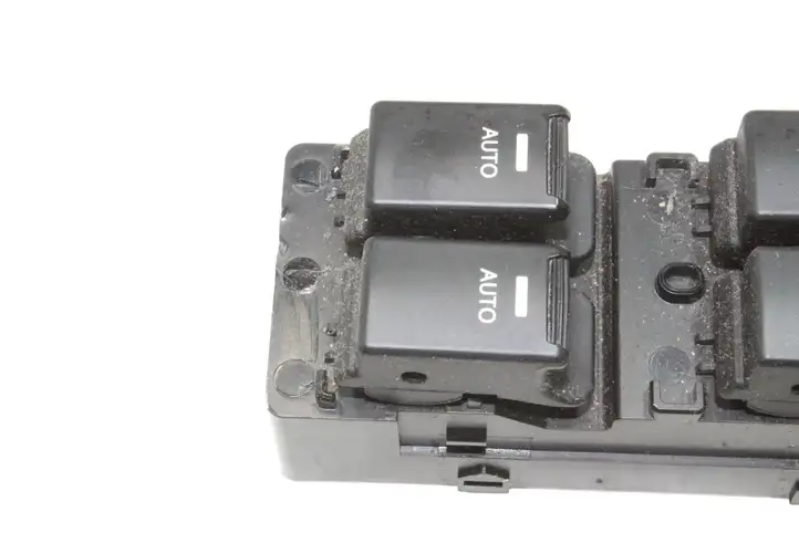 Kia Sorento (2014 - 2017) 299101875 Кнопка стеклоподъемников — фото 7