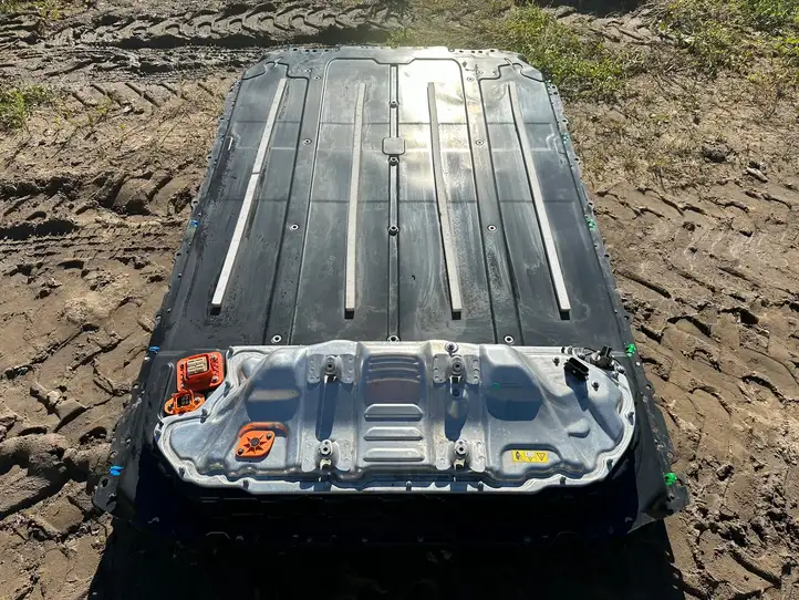 Tesla Model 3 (2017 - 2023) 110442300N Аккумулятор гибридного / электрического автомобиля — фото 1