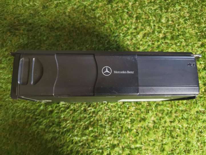 A2038209089 Mercedes-Benz C W203 CD/DVD keitiklis