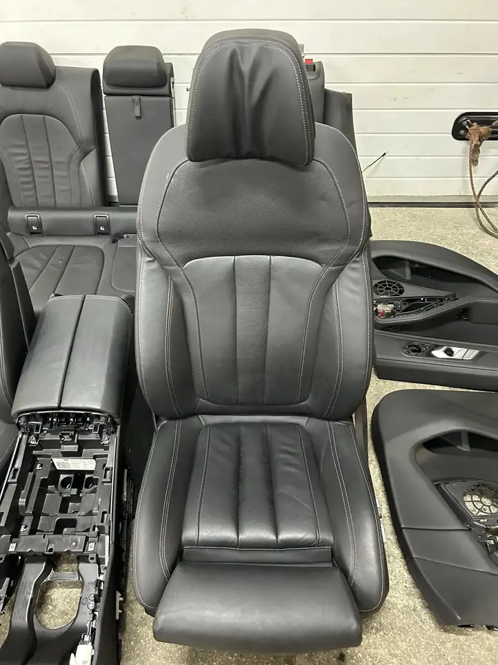 BMW X6 G06 (2019 - ) 9268612 Комплект отделки дверей — фото 3
