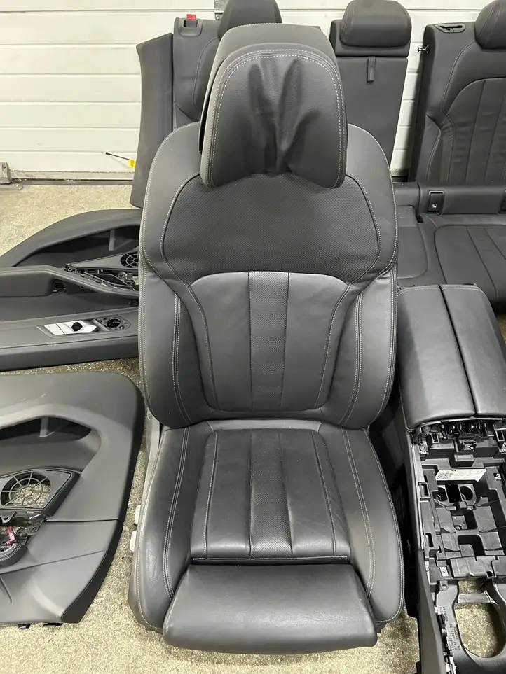BMW X6 G06 (2019 - ) 9268612 Комплект отделки дверей — фото 7