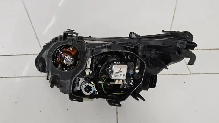 BMW 5 E60 E61 (2004 - 2010) 717774008 Передняя фара — фото 7
