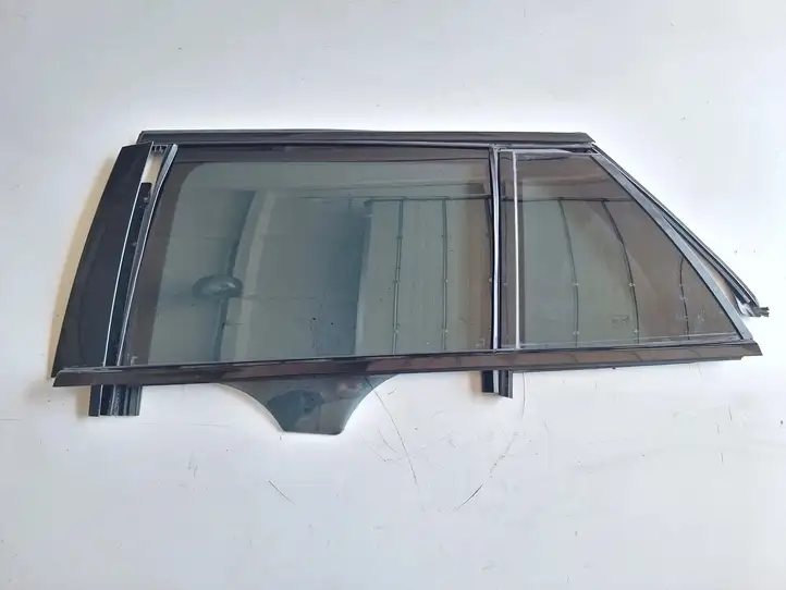 Mercedes-Benz E W213 (2016 - ) W2136900387 Накладка стекла задней двери — фото 1