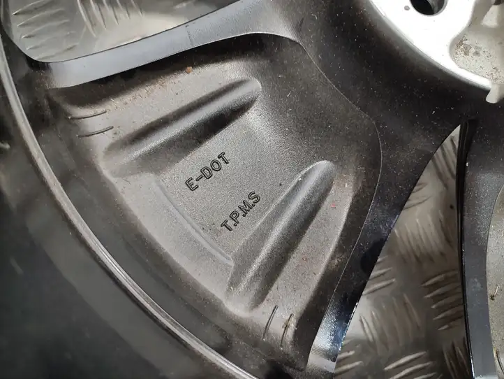 Kia Sportage (2010 - 2014) Запасное колесо R18 — фото 4