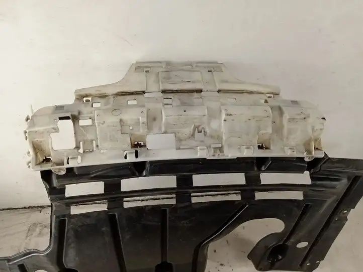 BMW 3 F30 F35 F31 (2012 - 2018) 7293610 Защита заднего бампера — фото 3