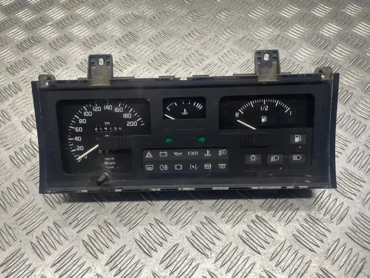 Renault Clio II (1998 - 2001) 19327193 Отделка салазок сиденья пассажира — фото 1