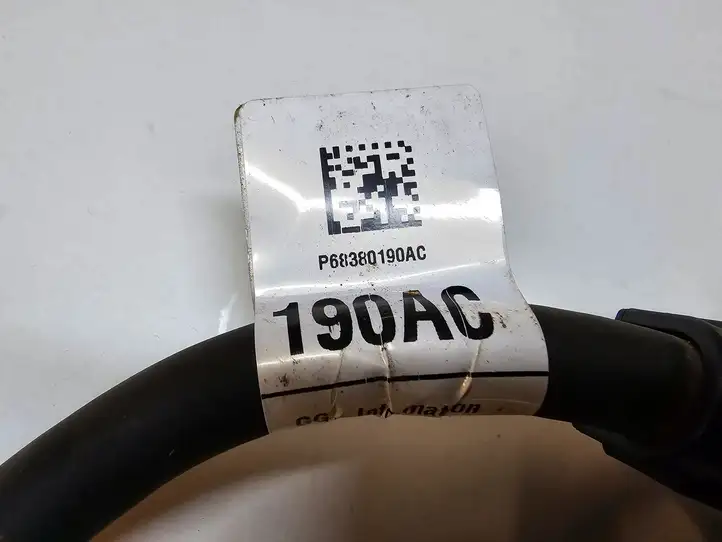 Jeep Grand Cherokee WL (2017 - 2022) P68467856AD Минусовой провод аккумулятора — фото 5
