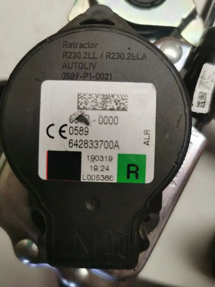 Audi Q5 SQ5 (2012 - 2017) 642833700A Задний ремень безопасности — фото 5