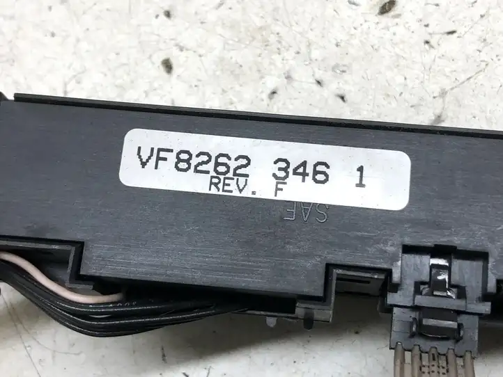 Chrysler Voyager (2004 - 2007) VF8273 Кнопка открытия боковых дверей — фото 4