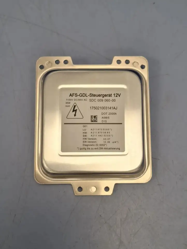 Mercedes-Benz E W211 (2002 - 2009) 5DC00906000 Блок розжига ксенона — фото 1