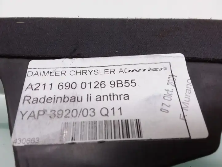 Mercedes-Benz E W211 (2002 - 2009) A2116900126 Верхняя боковая отделка заднего сиденья — фото 4