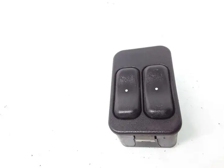 Opel Astra G (1998 - 2004) 90561088 Блок кнопок стеклоподъемников — фото 1