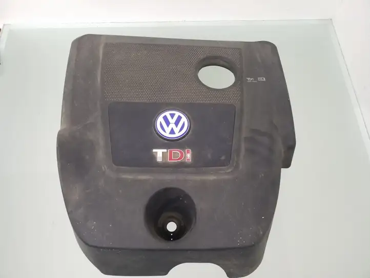 Volkswagen Golf IV (1998 - 2005) 038103925 Крышка двигателя декоративная — фото 1