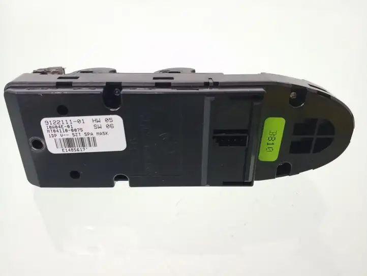 BMW 5 E60 E61 (2004 - 2010) 9122111 Кнопка стеклоподъемников — фото 5