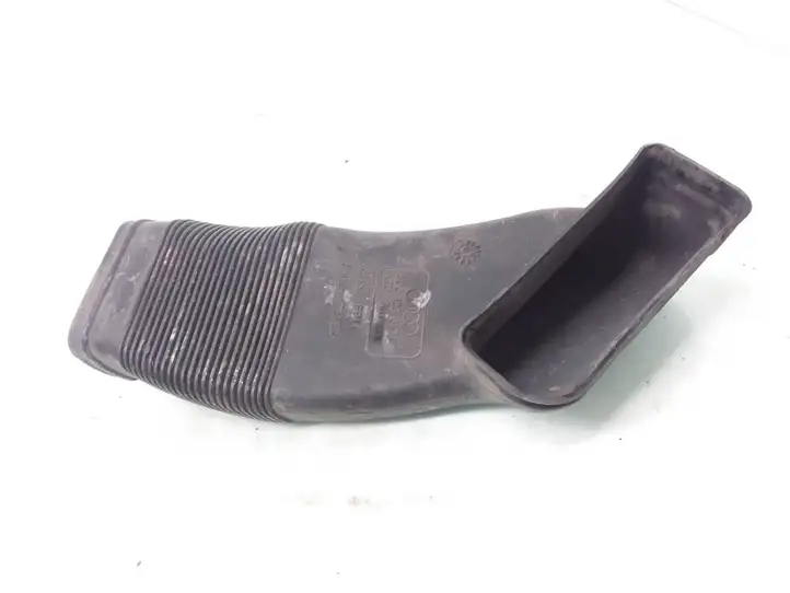 Audi A6 S6 C5 4B (2001 - 2004) 8D0129617E Детали воздухозаборника — фото 2