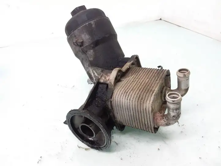 Opel Astra H (2004 - 2009) 8973729421 Кронштейн масляного фильтра — фото 1