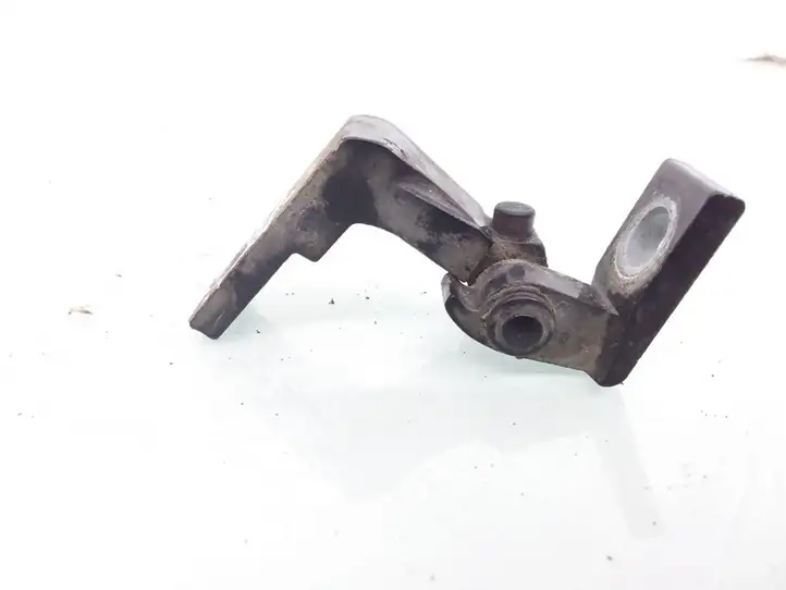 Audi A6 S6 C5 4B (1997 - 2001) Верхняя петля передней двери — фото 3
