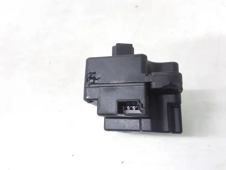 Volvo V50 (2004 - 2008) 4N5H19E616 Двигатель задвижки потока воздуха — фото 3