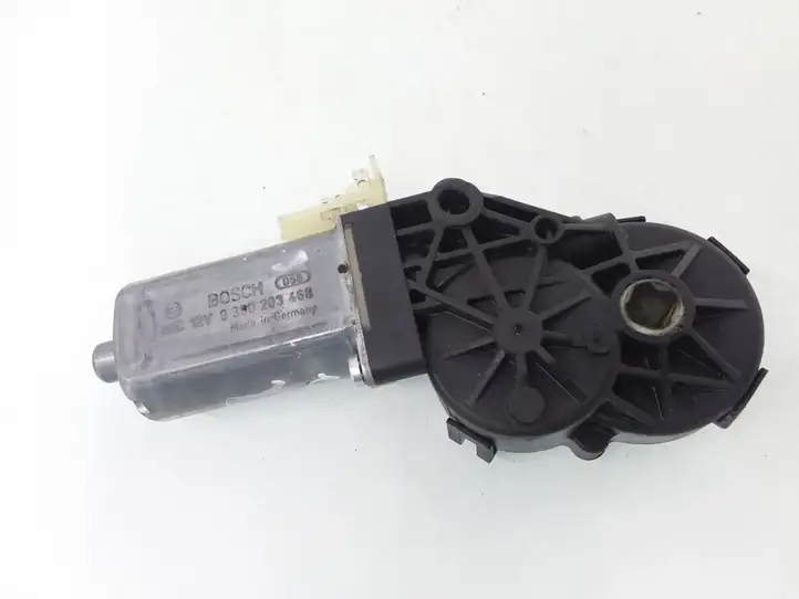 Skoda Superb B6 (3T) (2008 - 2015) 0390203468 Электродвигатель сиденья — фото 1