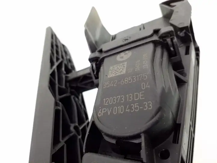 BMW 3 F30 F35 F31 (2012 - 2018) 6853175 Педаль акселератора — фото 2
