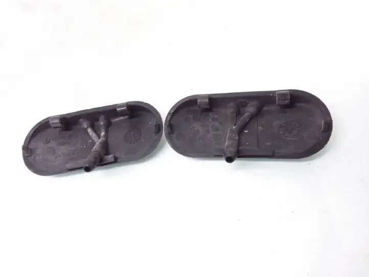 Audi A3/S3 8L (2000 - 2003) 8P0955988B Форсунка омывателя лобового стекла — фото 2