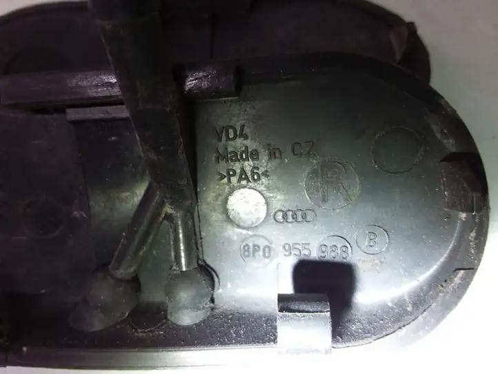 Audi A3/S3 8L (2000 - 2003) 8P0955988B Форсунка омывателя лобового стекла — фото 4
