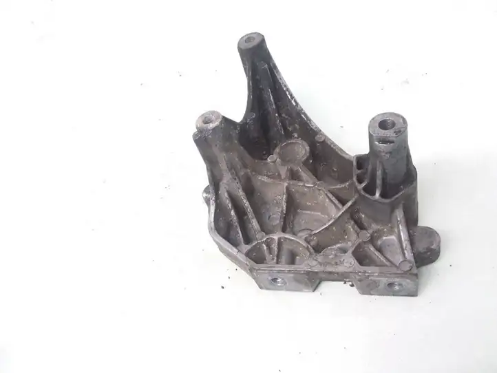 Audi A3/S3 8L (2000 - 2003) 03G199207B Кронштейн двигателя — фото 2