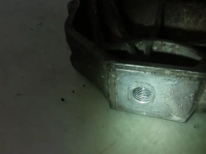 Audi A3/S3 8L (2000 - 2003) 03G199207B Кронштейн двигателя — фото 4