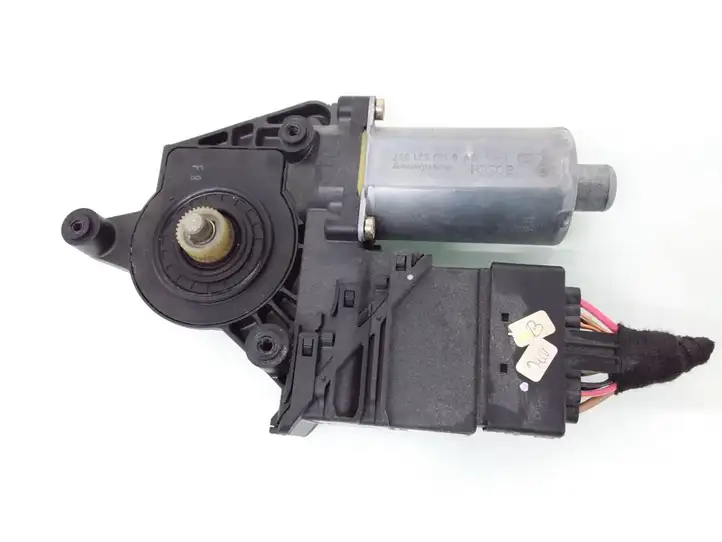 Volkswagen PASSAT B5.5 (2001 - 2005) 0130821697 Стеклоподъемник задней двери — фото 1