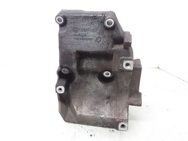 Audi A4 S4 B5 8D (1999 - 2001) 038260885C Кронштейн компрессора кондиционера воздуха — фото 1