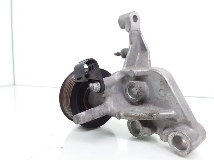 Lexus IS 220D-250-350 (2005 - 2010) 1663126010 Натяжитель ремня — фото 3