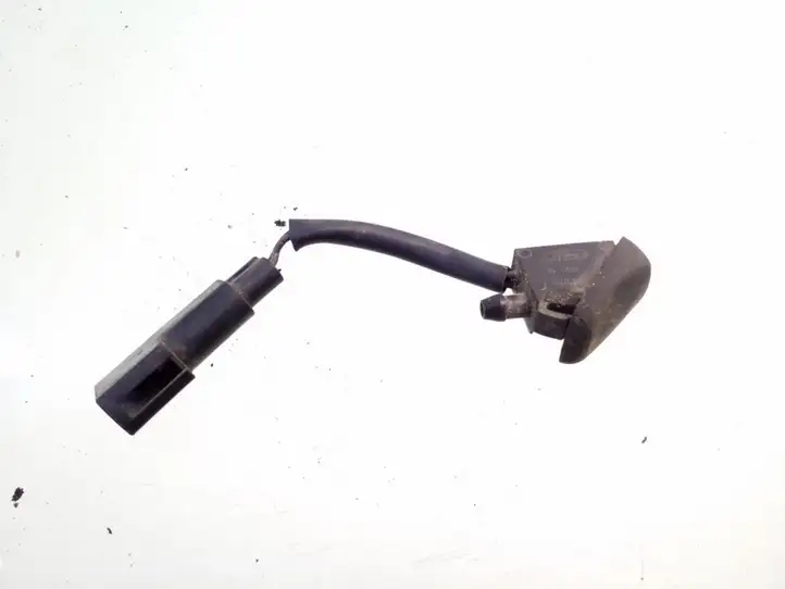 Ford Focus (2005 - 2008) XS4117666A Форсунка омывателя лобового стекла — фото 1