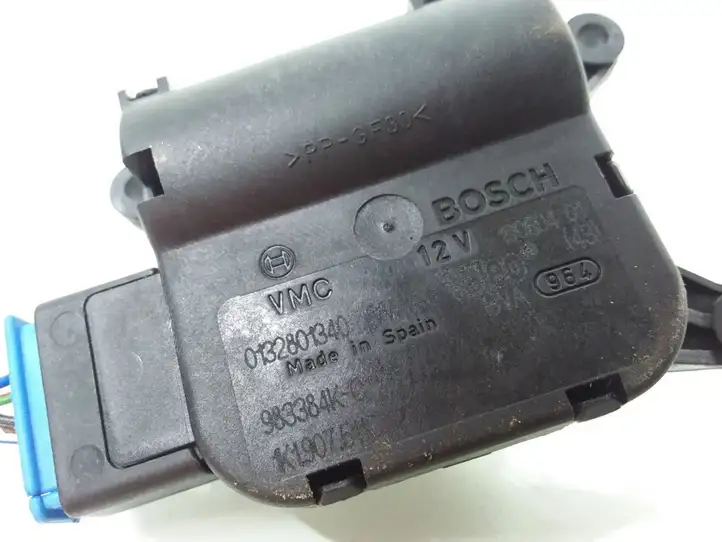 Audi A3/S3 8P (2003 - 2005) 1K0907511C Двигатель задвижки потока воздуха — фото 3