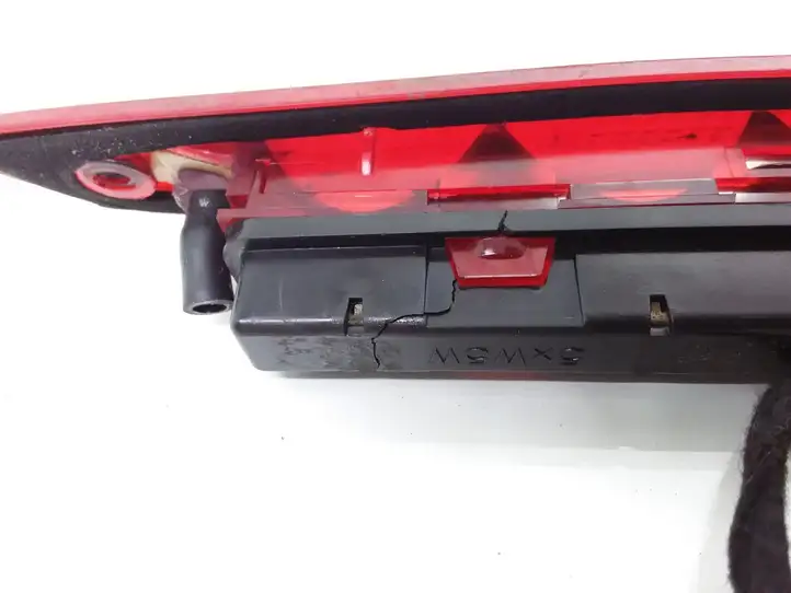 Ford Focus (1998 - 2004) XS4X13A613AB Дополнительный стоп фонарь — фото 4