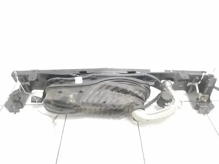 BMW 5 G30 G31 (2016 - ) 6888018 Комплект буксировочного крюка — фото 4