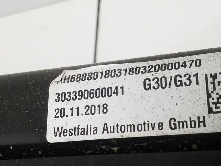 BMW 5 G30 G31 (2016 - ) 6888018 Комплект буксировочного крюка — фото 5
