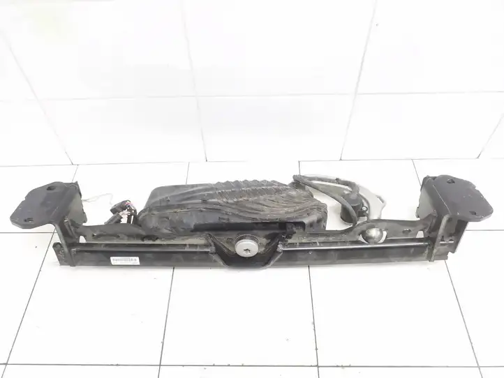 BMW 5 G30 G31 (2016 - ) 6888018 Комплект буксировочного крюка — фото 9