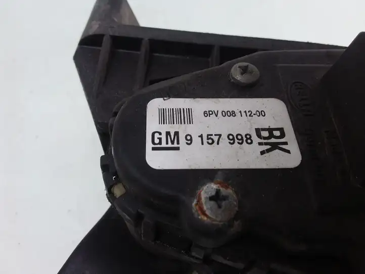 Opel Astra H (2004 - 2009) 9157998 Педаль акселератора — фото 2