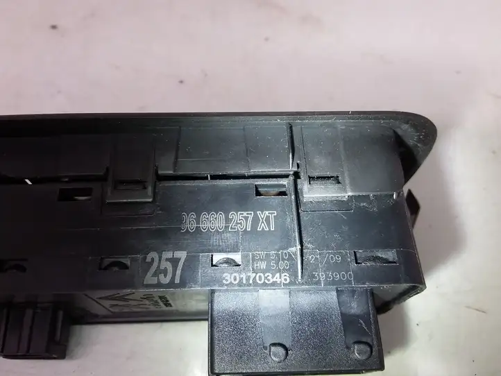Citroen C5 (2008 - 2017) 96660257XT Кнопка стеклоподъемников — фото 2