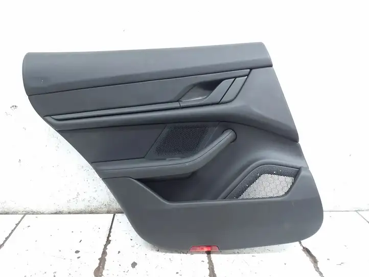 Porsche Taycan 9J1 (2019 - ) 9J1867211HH Обшивка задней двери — фото 1
