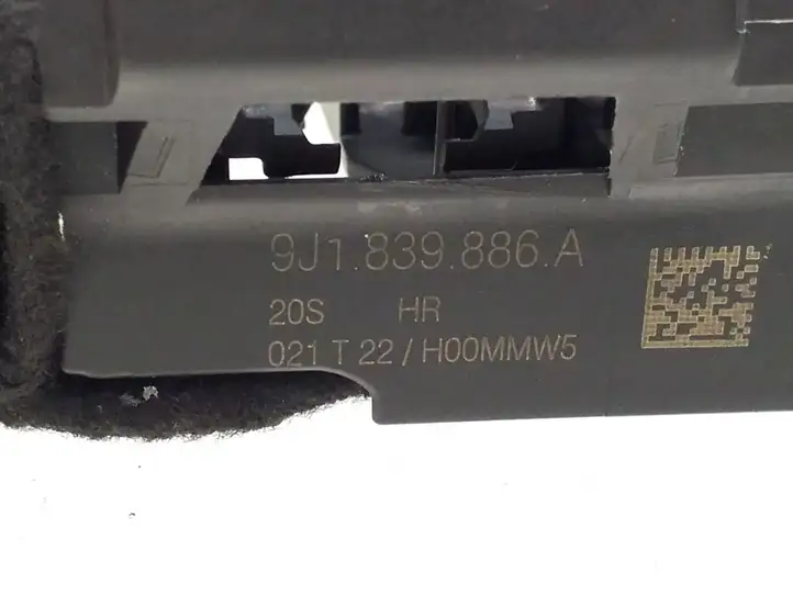Porsche Taycan 9J1 (2019 - ) 9J1839886A Наружная ручка задней двери — фото 4