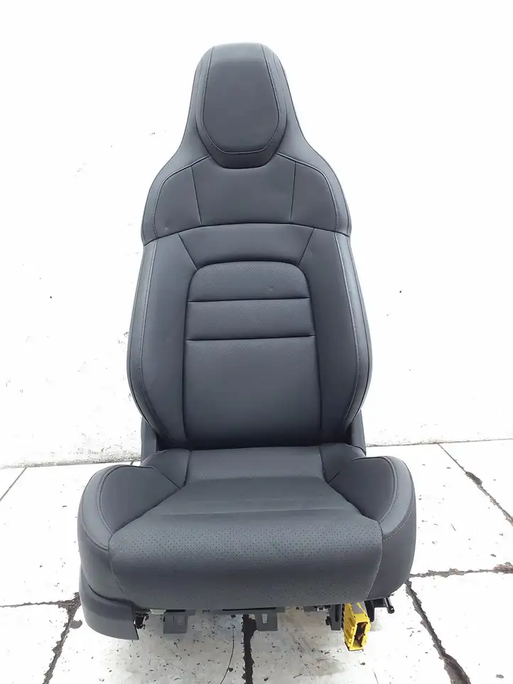Porsche Taycan 9J1 (2019 - ) 9J1971370A Переднее сиденье пассажира — фото 1