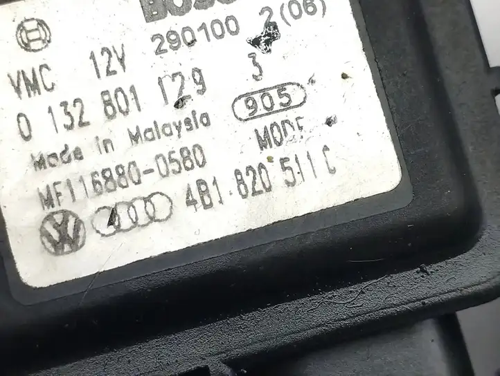 Audi A6 S6 C5 4B (1997 - 2001) 4B1820511 Двигатель задвижки потока воздуха — фото 7