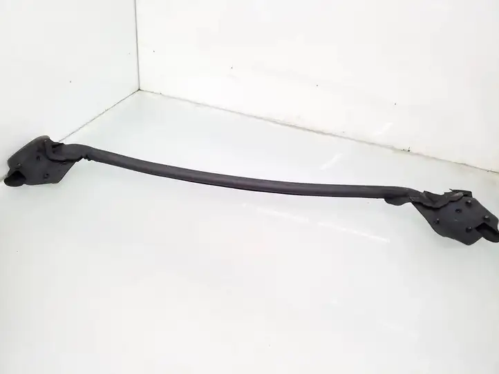 Porsche Taycan 9J1 (2019 - ) 9J1839871 Уплотнитель стекла задней двери — фото 1