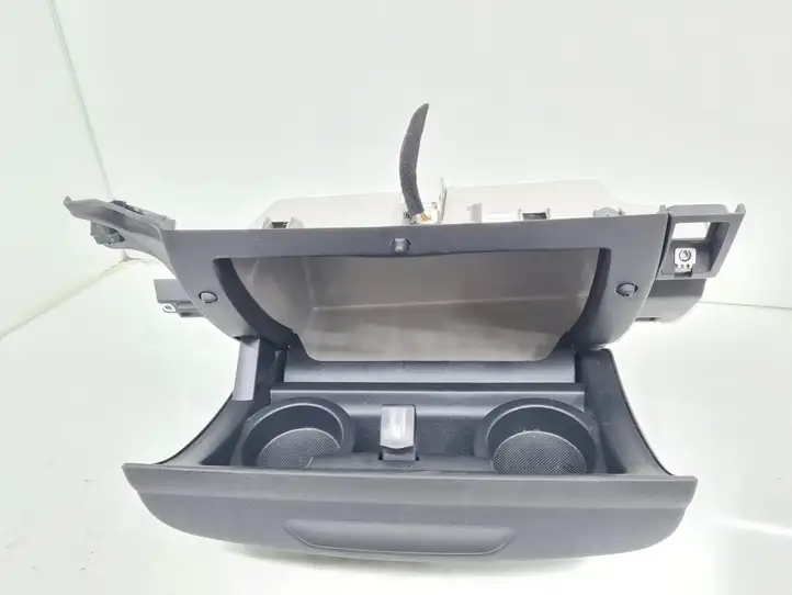 Citroen C4 I Picasso (2006 - 2013) 9654110677 Автомобильный холодильник — фото 3