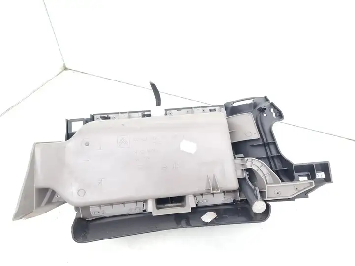 Citroen C4 I Picasso (2006 - 2013) 9654110677 Автомобильный холодильник — фото 4