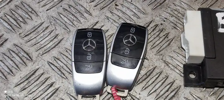 Mercedes-Benz E W213 (2016 - ) A2139003117 Комплект системы зажигания — фото 4